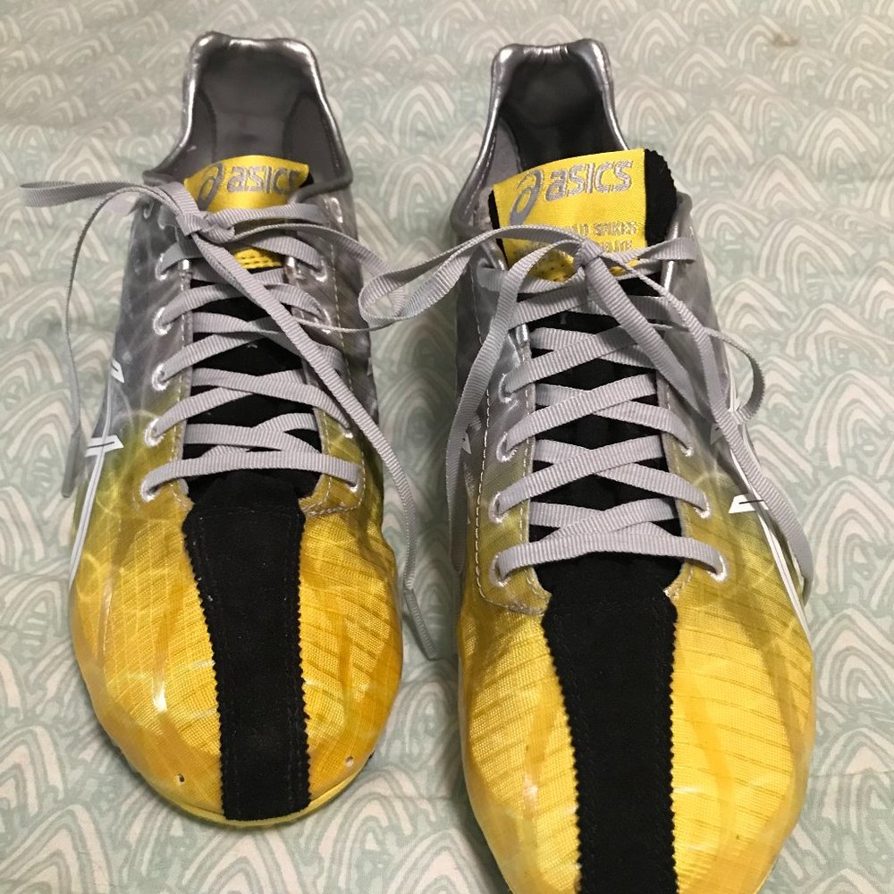 ASICS Track and Field Spike Shoes -US Size 5.5